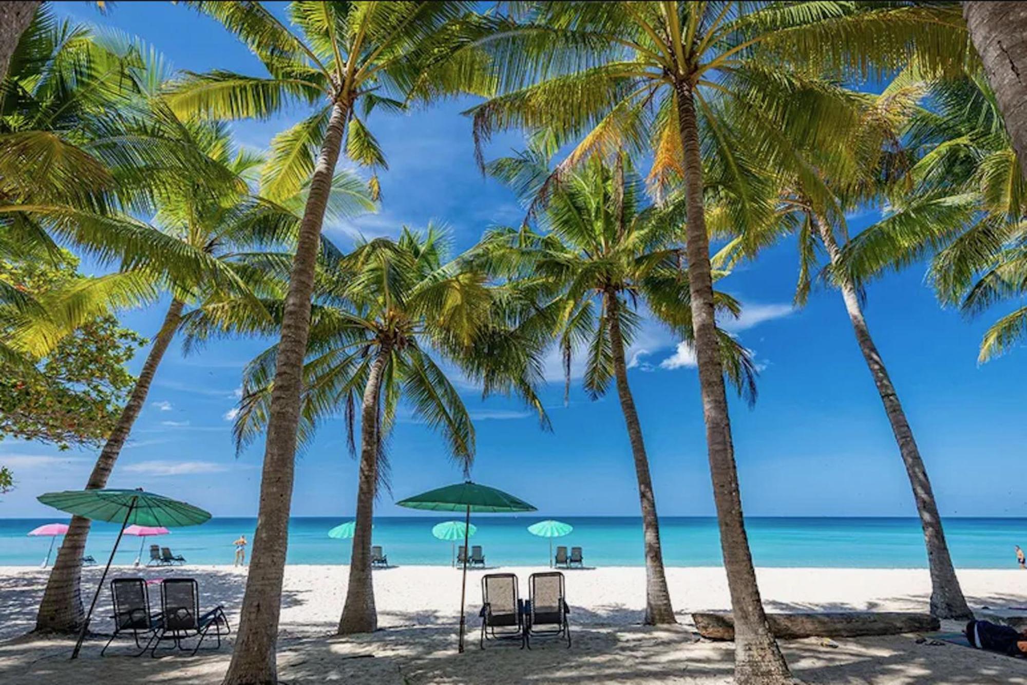 Dalaa 8 Villa Kamala Beach Exteriör bild