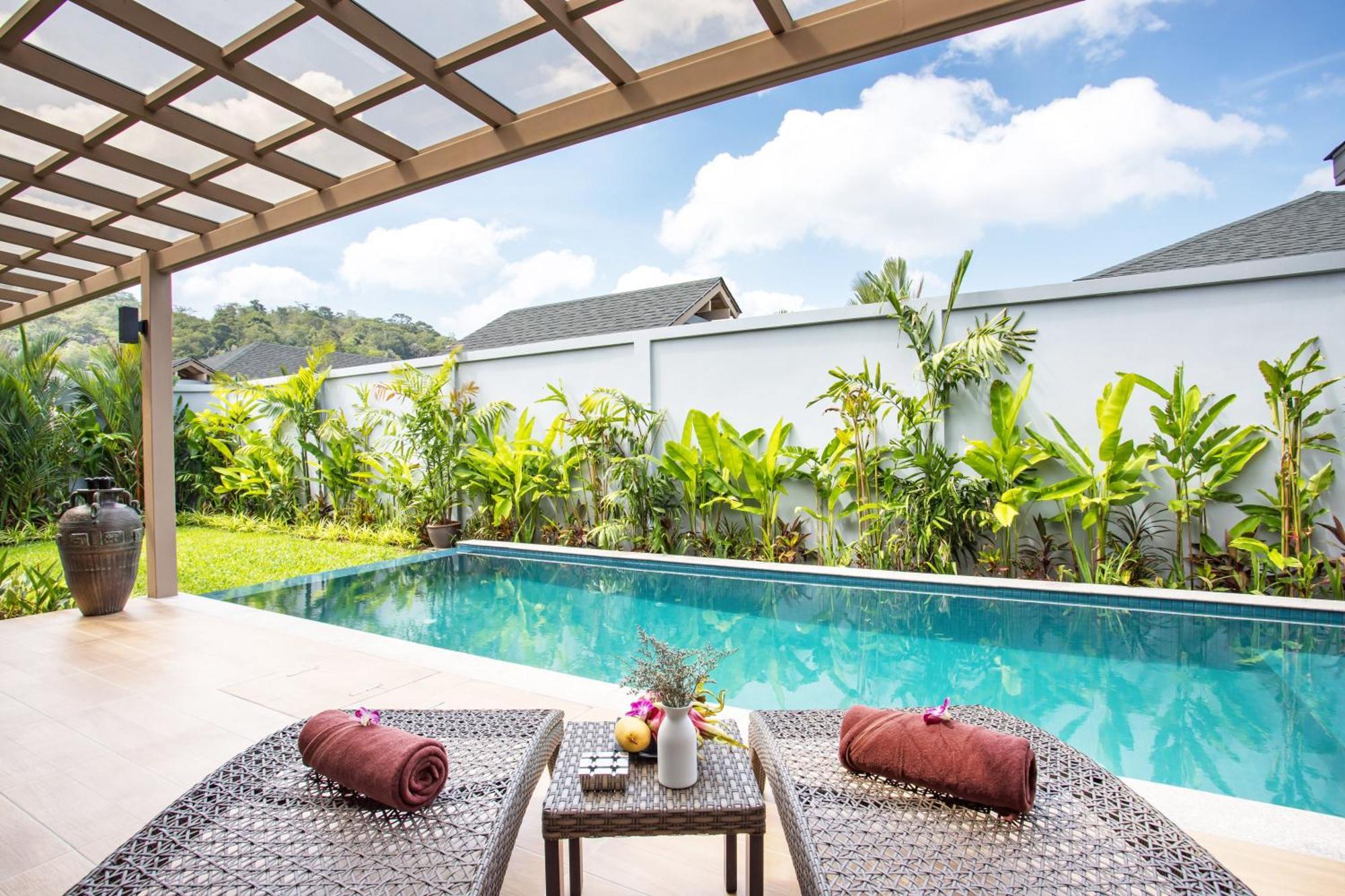 Dalaa 8 Villa Kamala Beach Exteriör bild